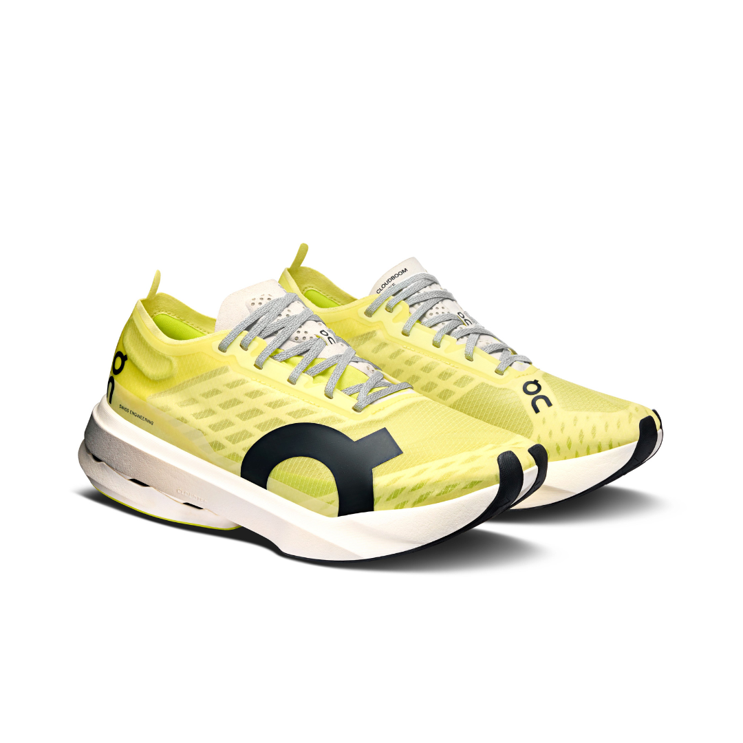 On Women's Cloudboom Strike Road Running Shoes (3WE30473331)