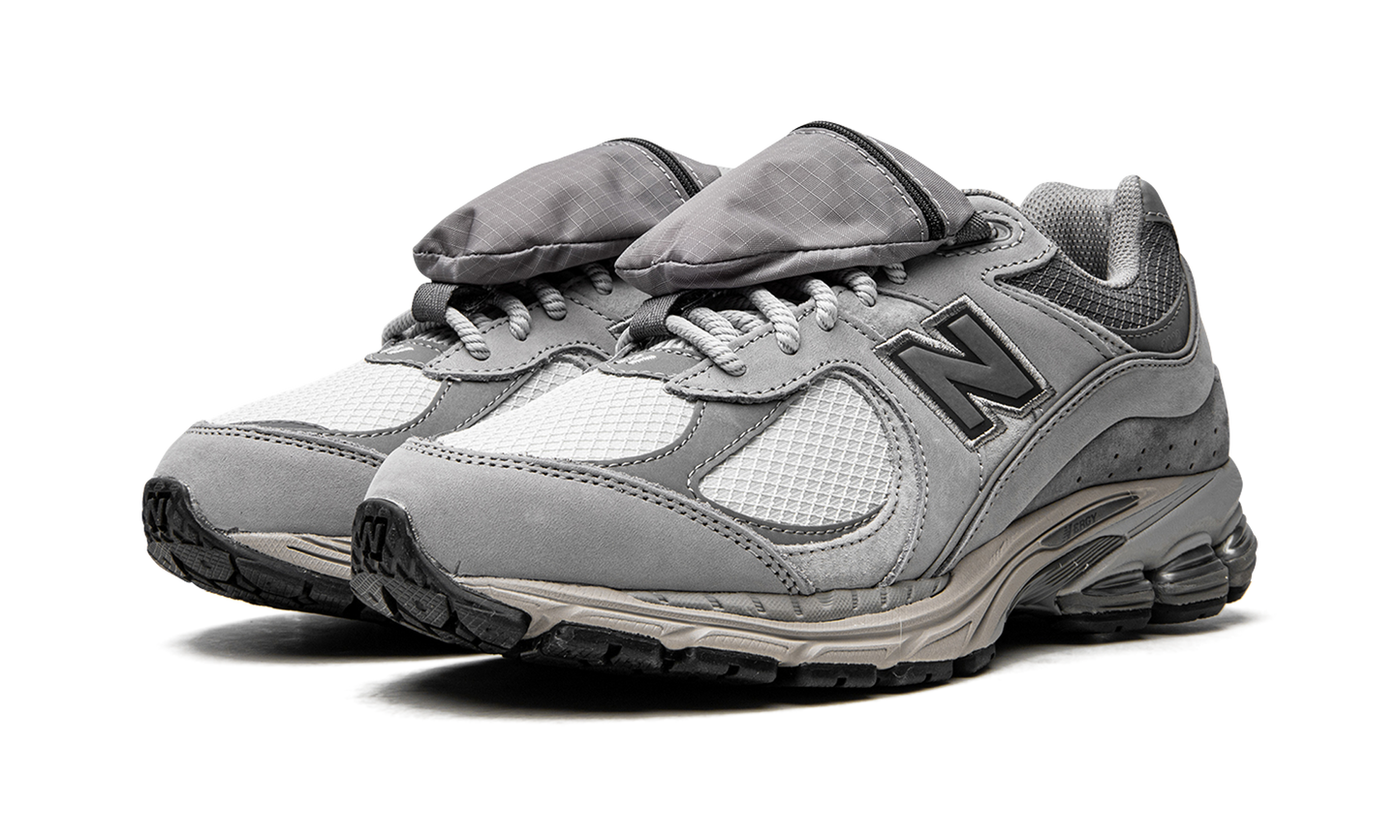 2002R "Grey Pocket"