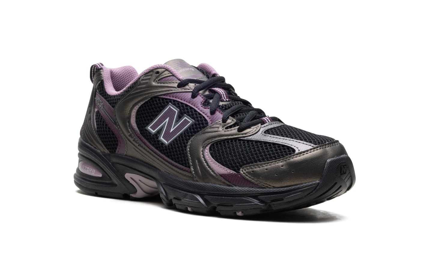 530 "Black Metallic Plum Brown"