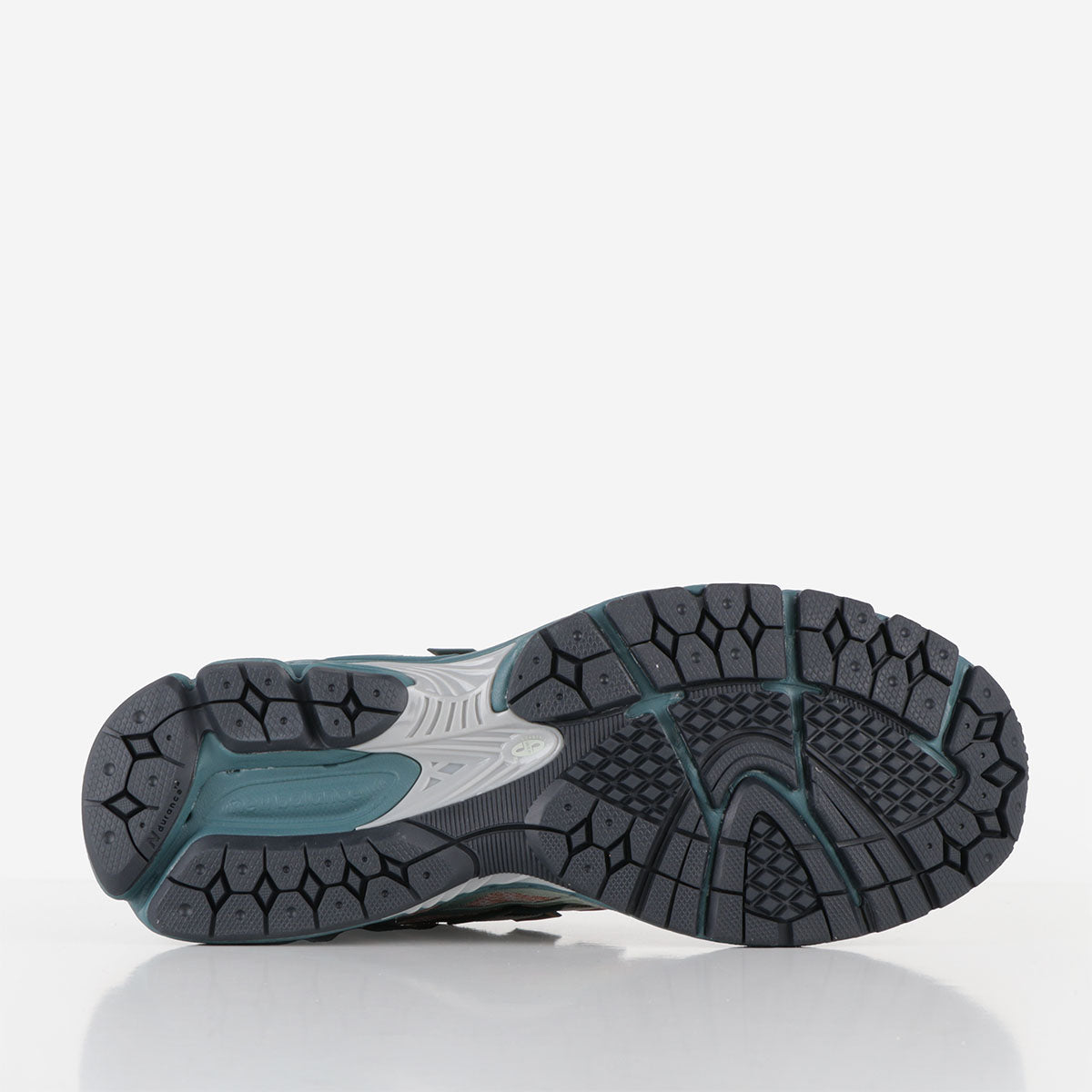 New Balance U1906WFB Shoes