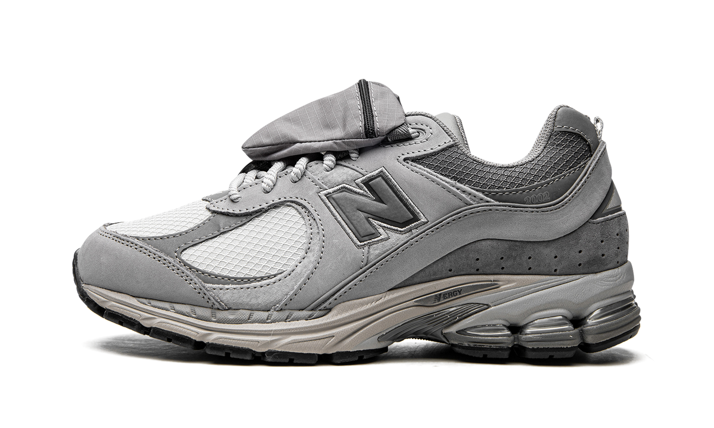 2002R "Grey Pocket"
