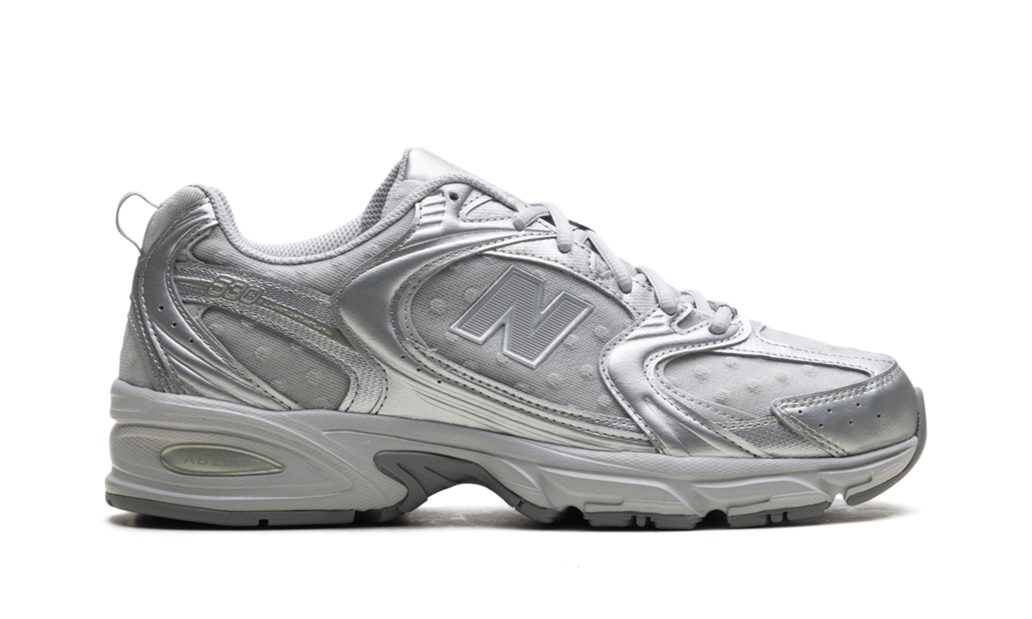 530 "Silver Metallic Raincloud Polka Dots"