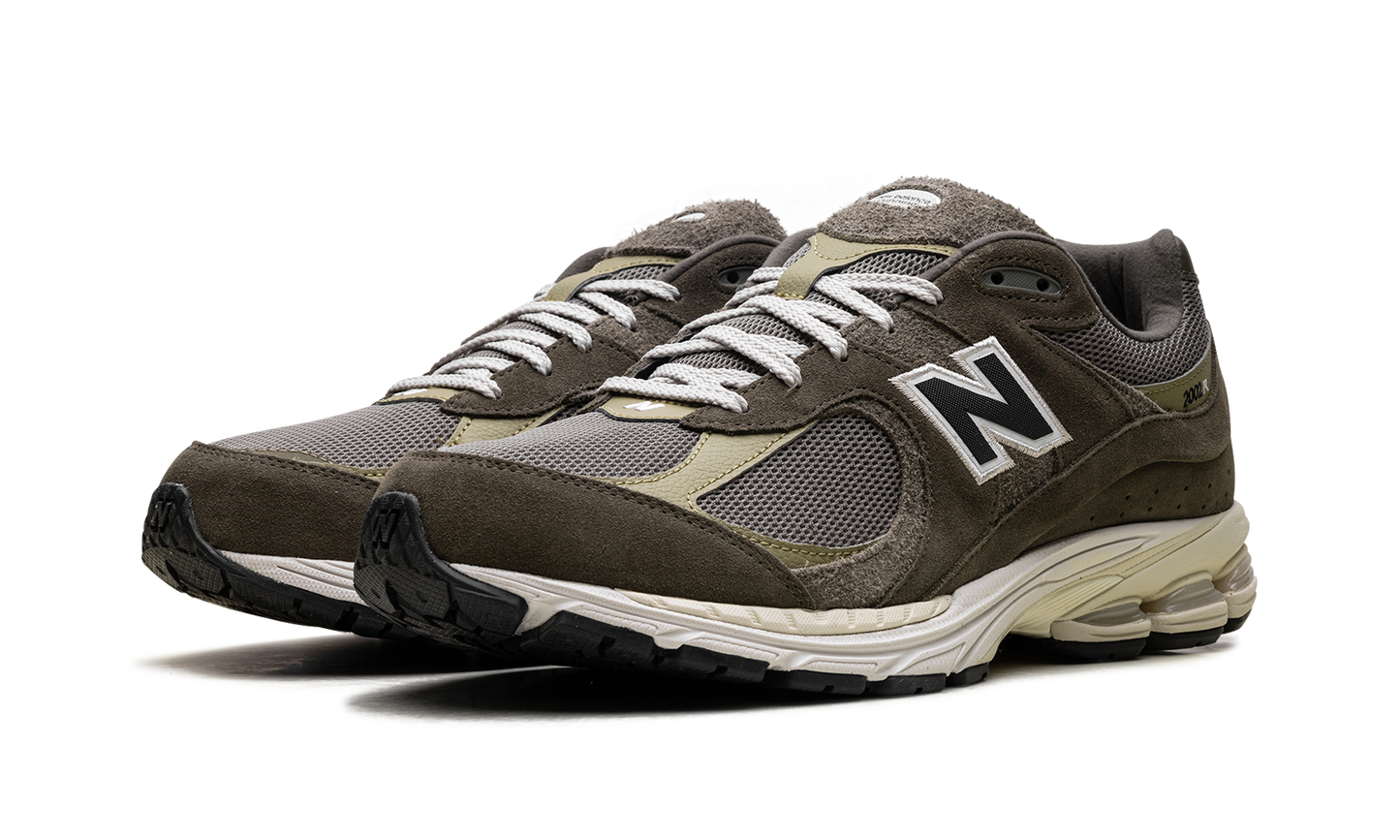 2002R "Zalando Exclusive Olive"