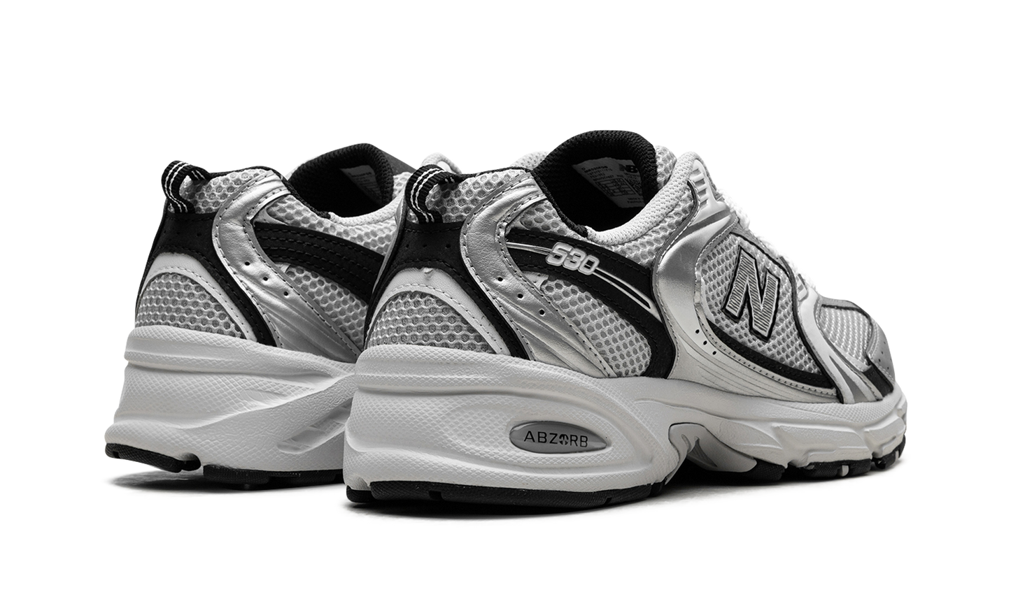 530 "Silver Grey"