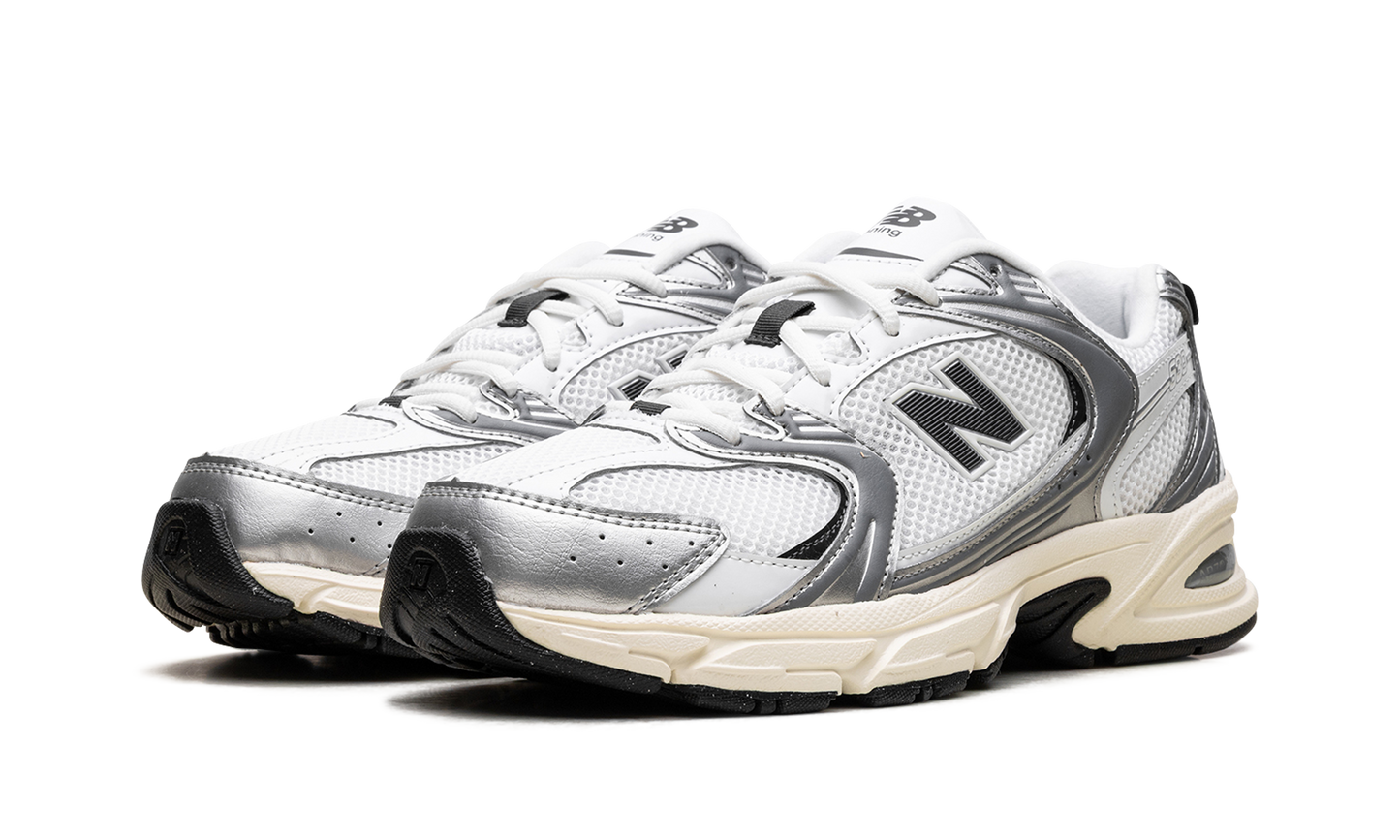 530 "Silver Metallic"
