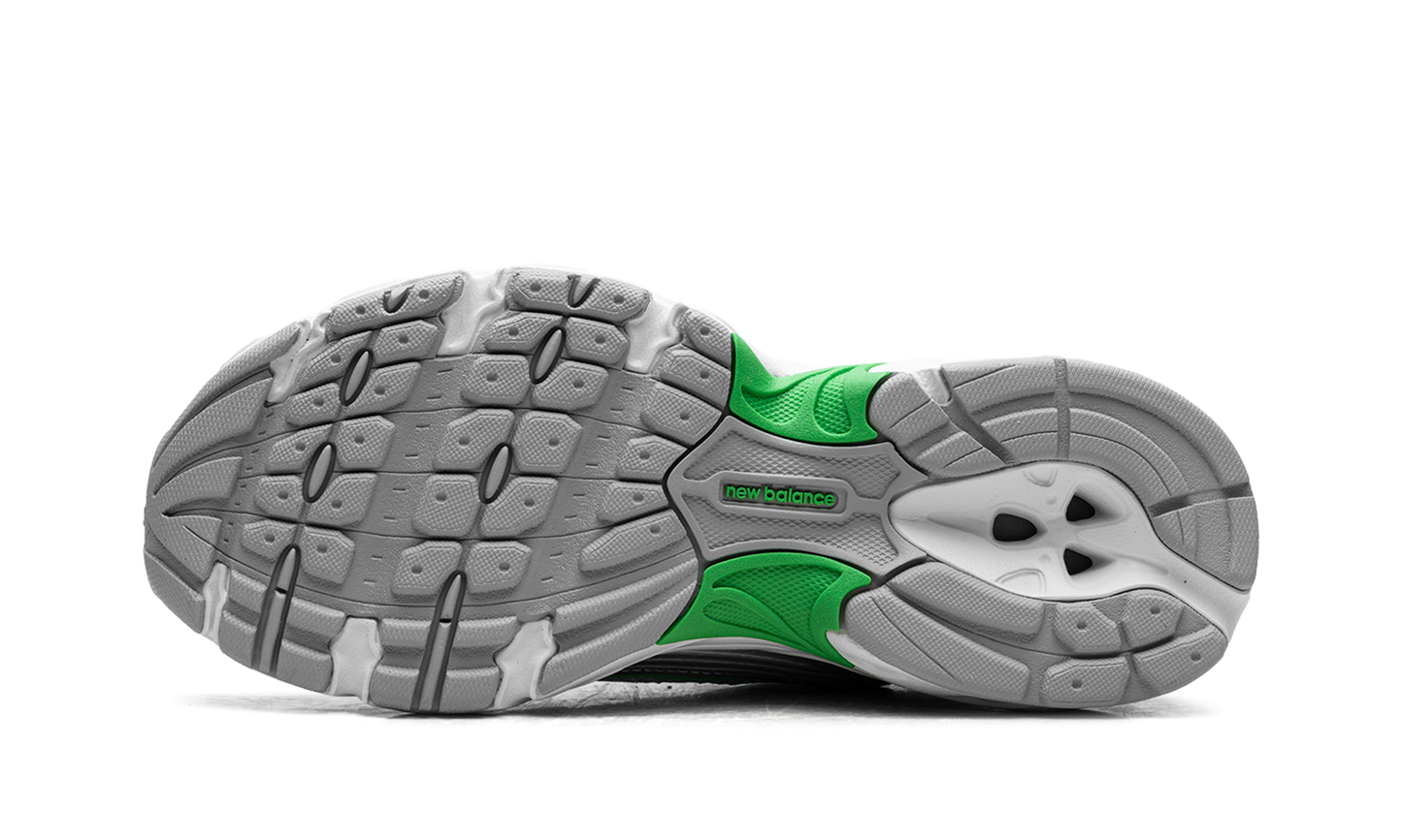530 "Silver Green"