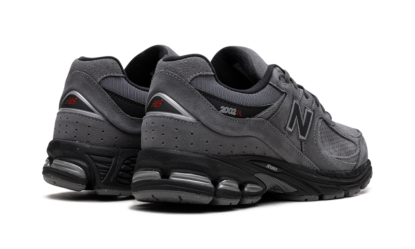 2002R "Castlerock / Black"
