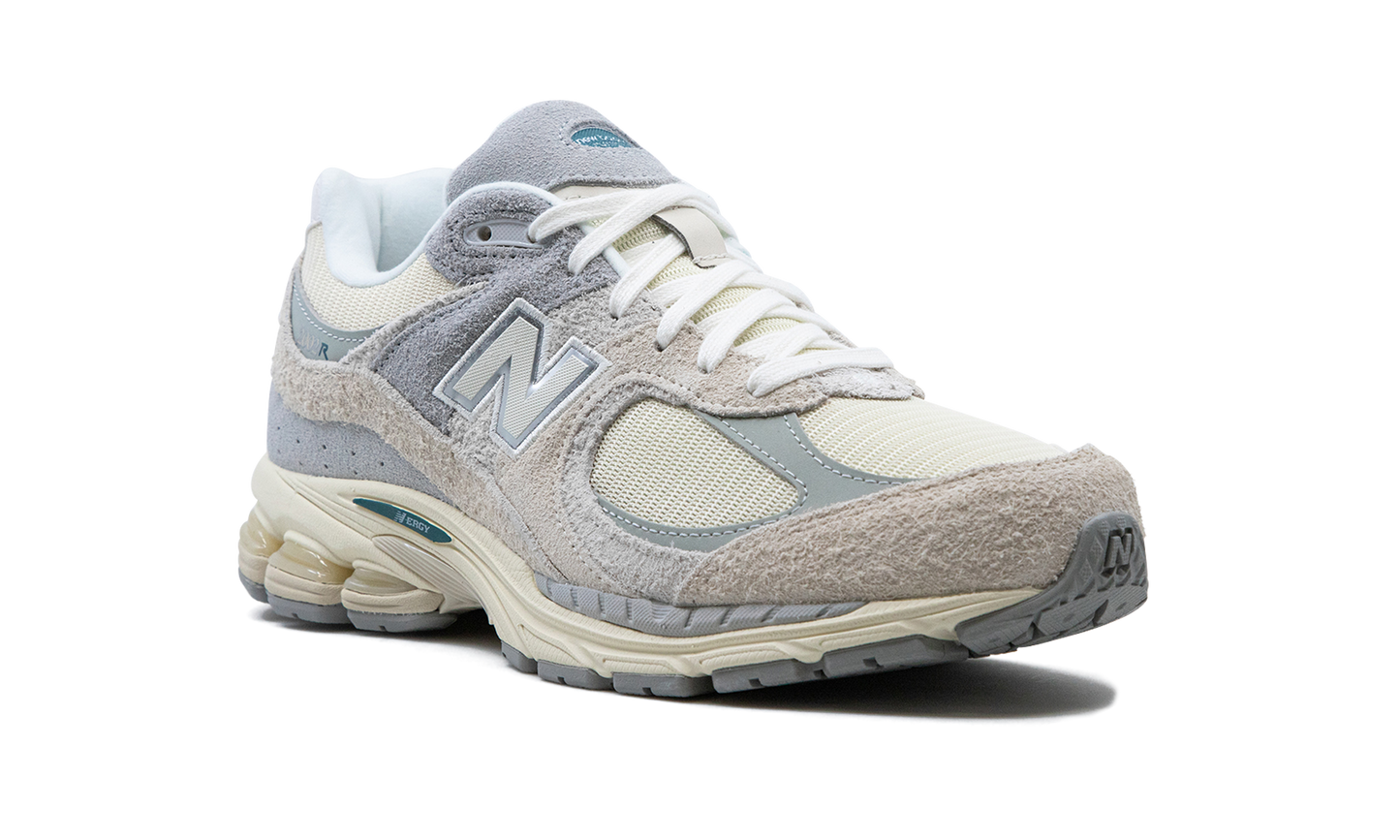 2002R "LINEN"