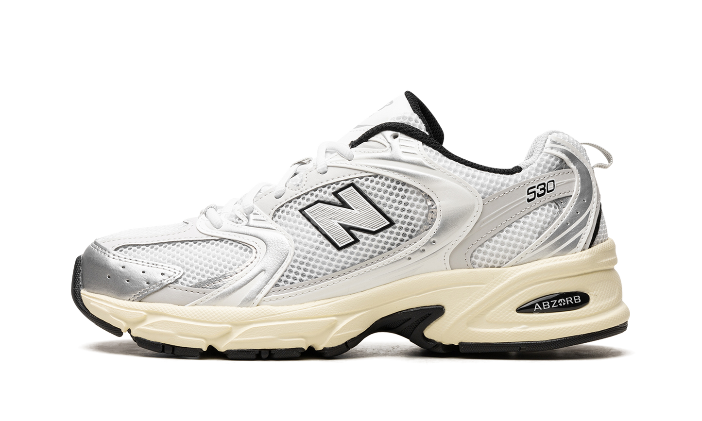 530 "White / Silver"