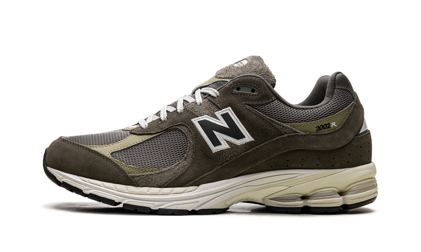 2002R "Zalando Exclusive Olive"