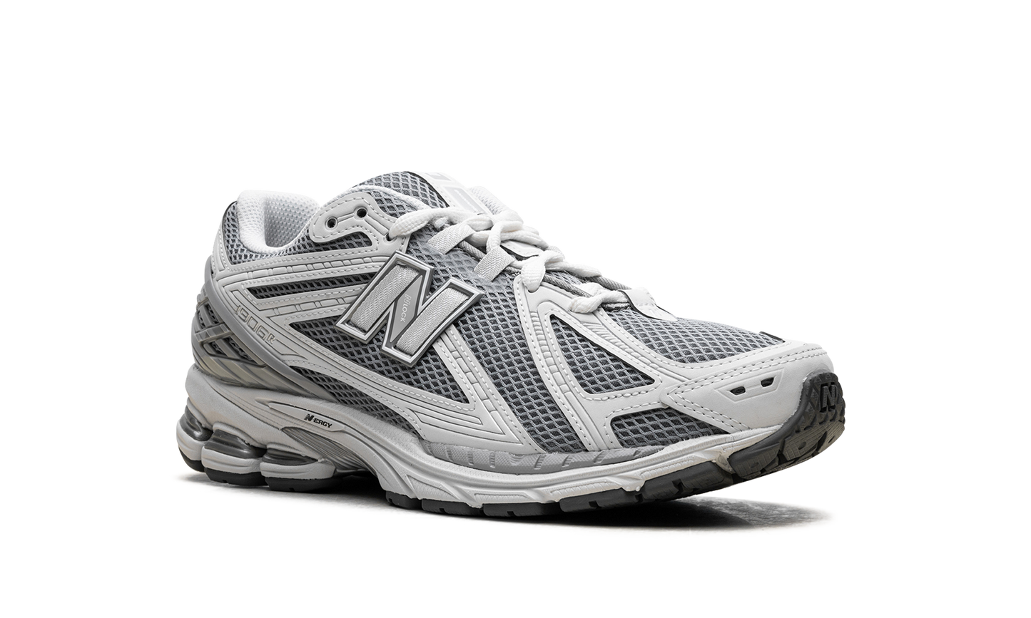 1906R "Grey Matter Slate Grey Silver"