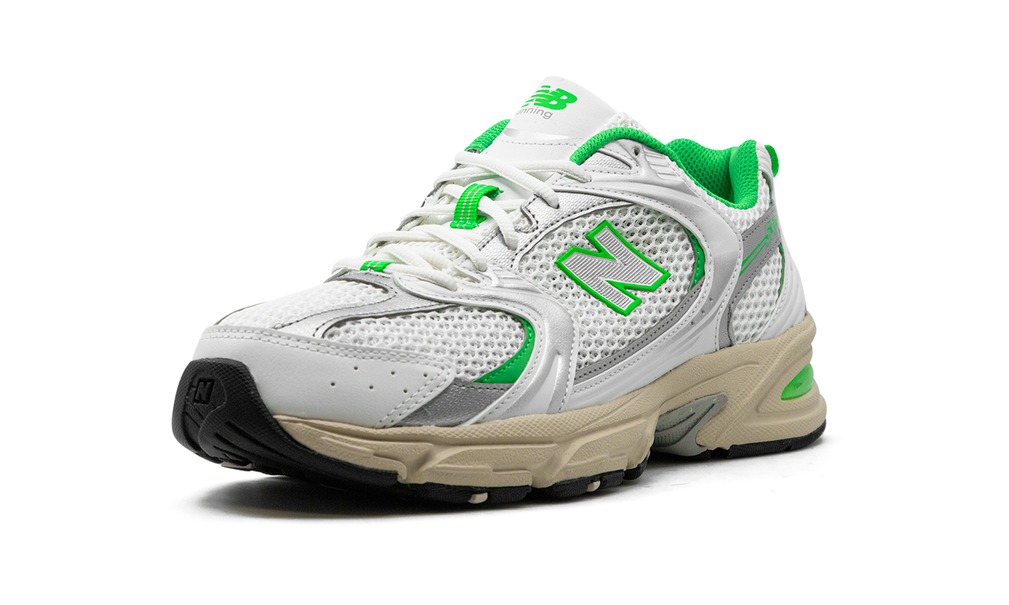 530 "White / Palm Leaf"