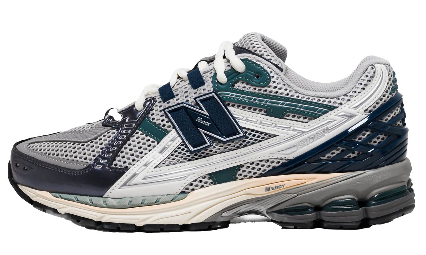 1906R "Silver Metallic / Deep Ocean"