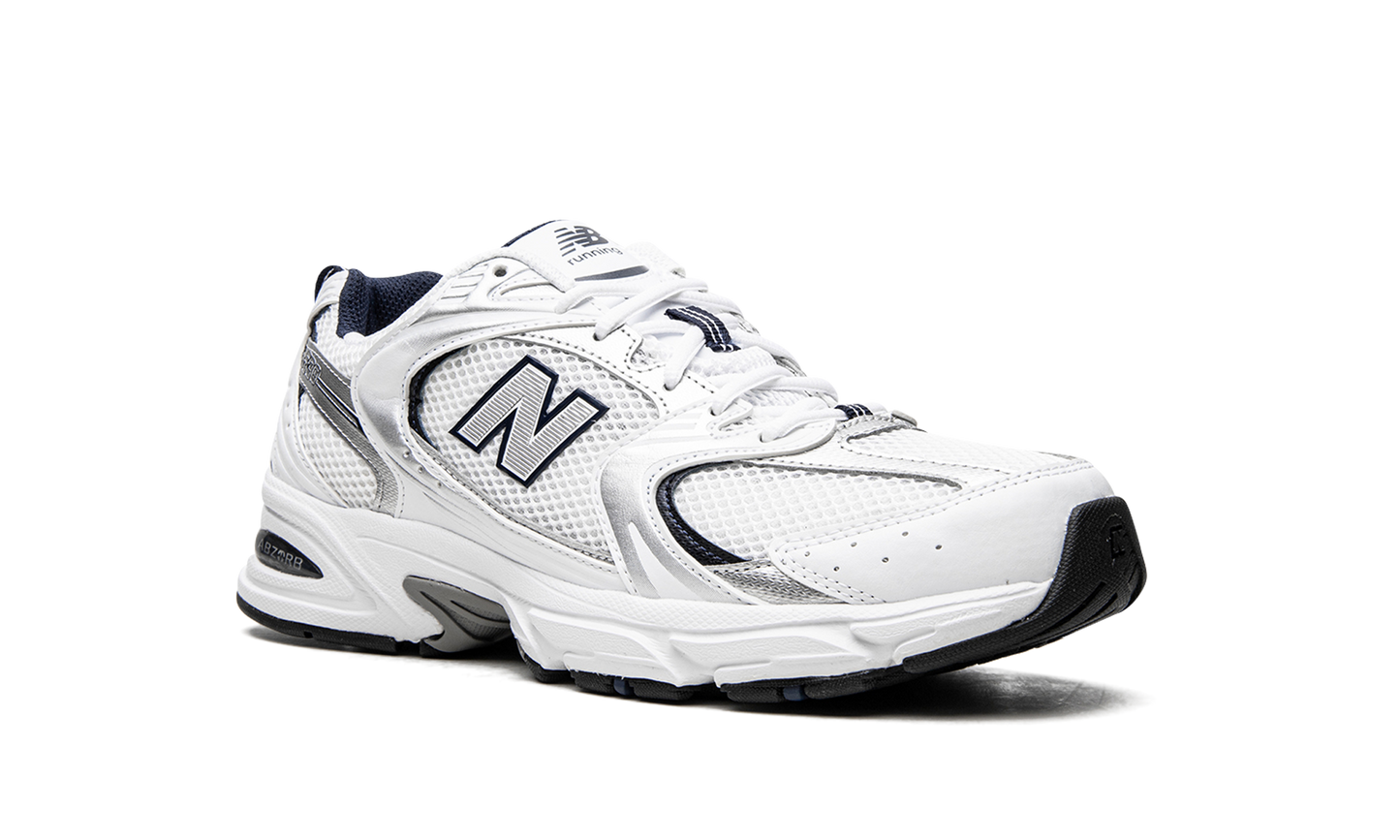 530 "WHITE/SILVER/NAVY"