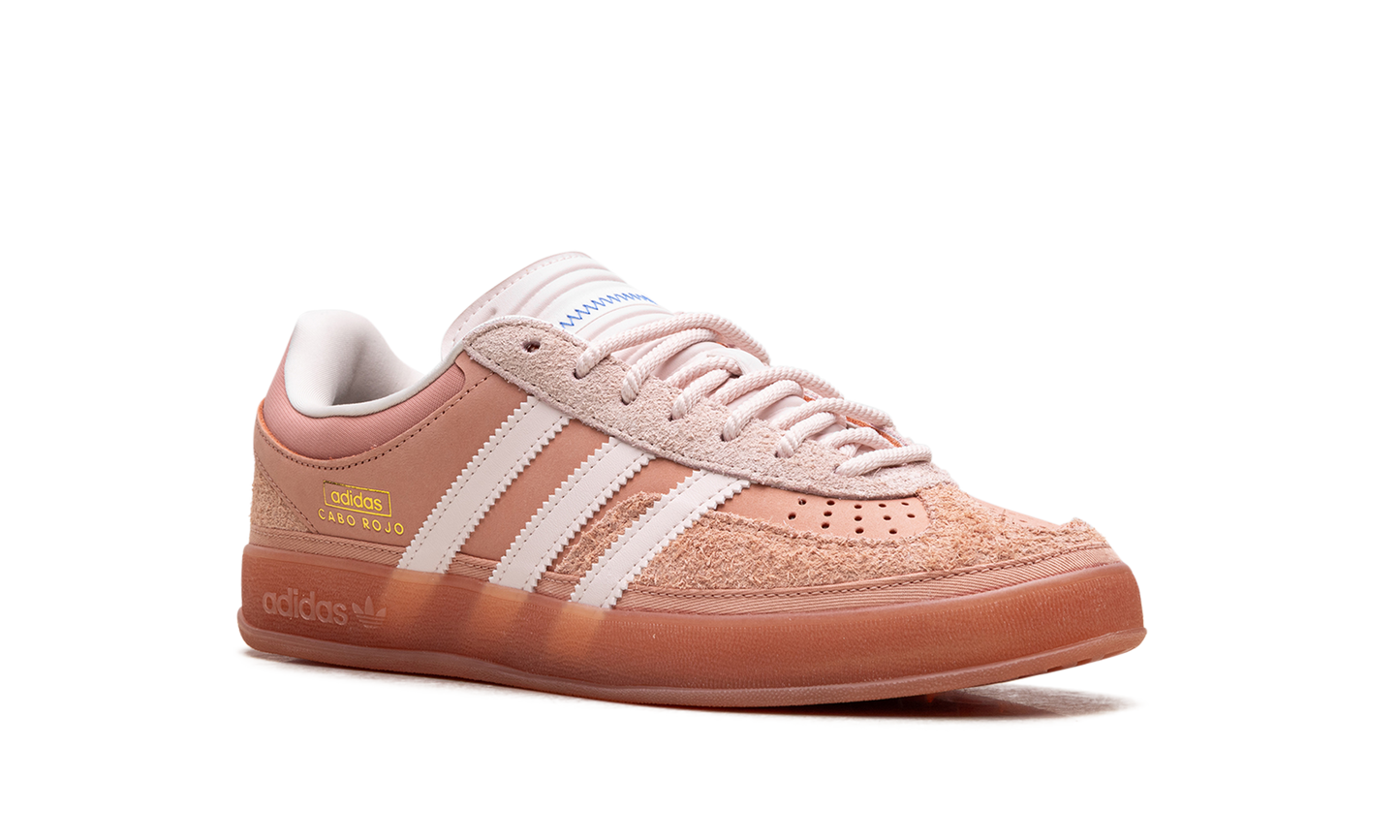 Gazelle Indoor "Bad Bunny - Cabo Rojo"
