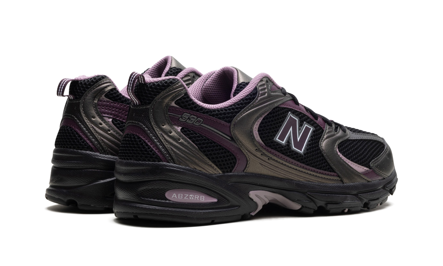 530 "Black Metallic Plum Brown"