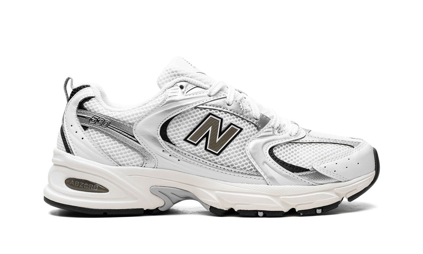 530 "White Silver Black"