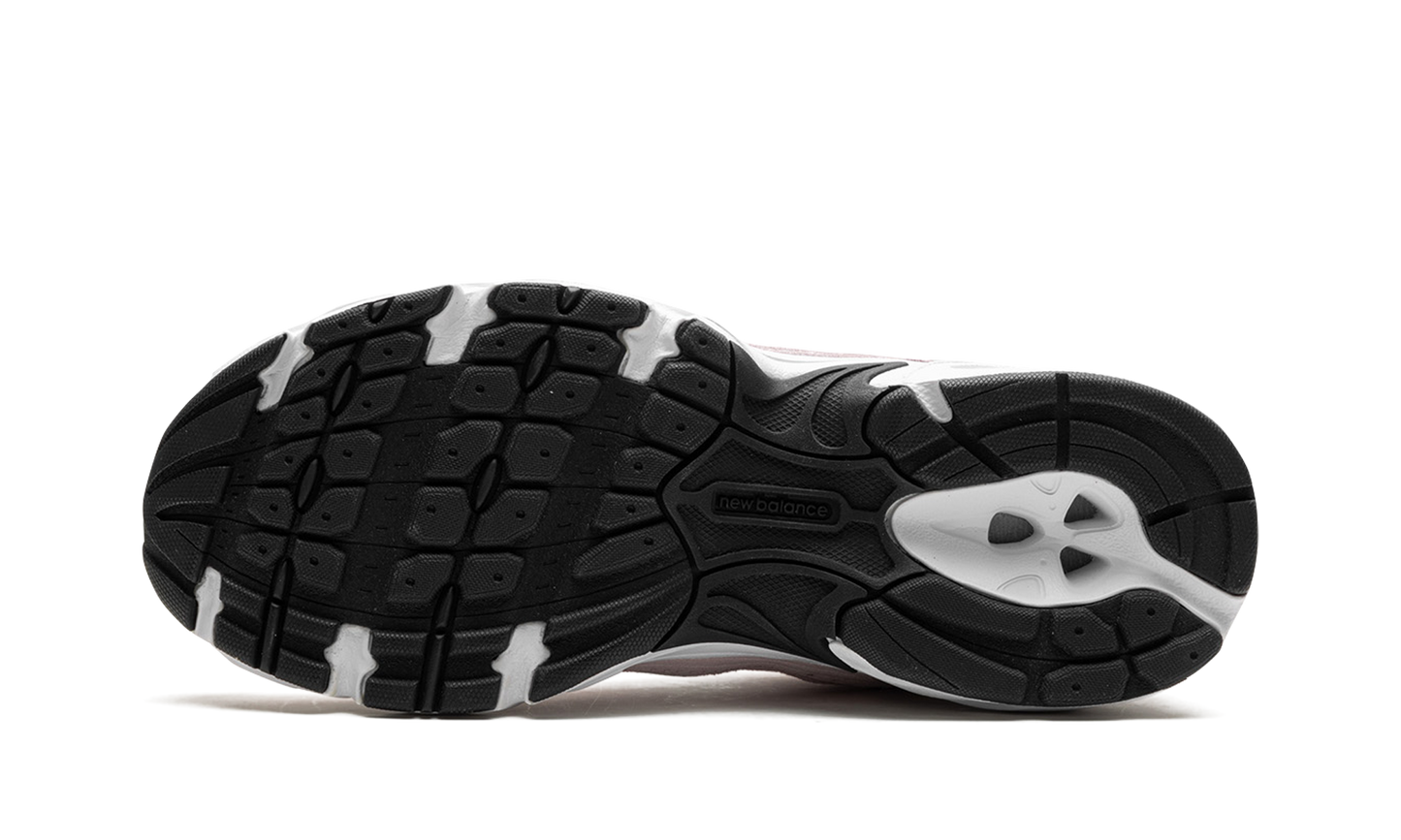 530 "STONE PINK"