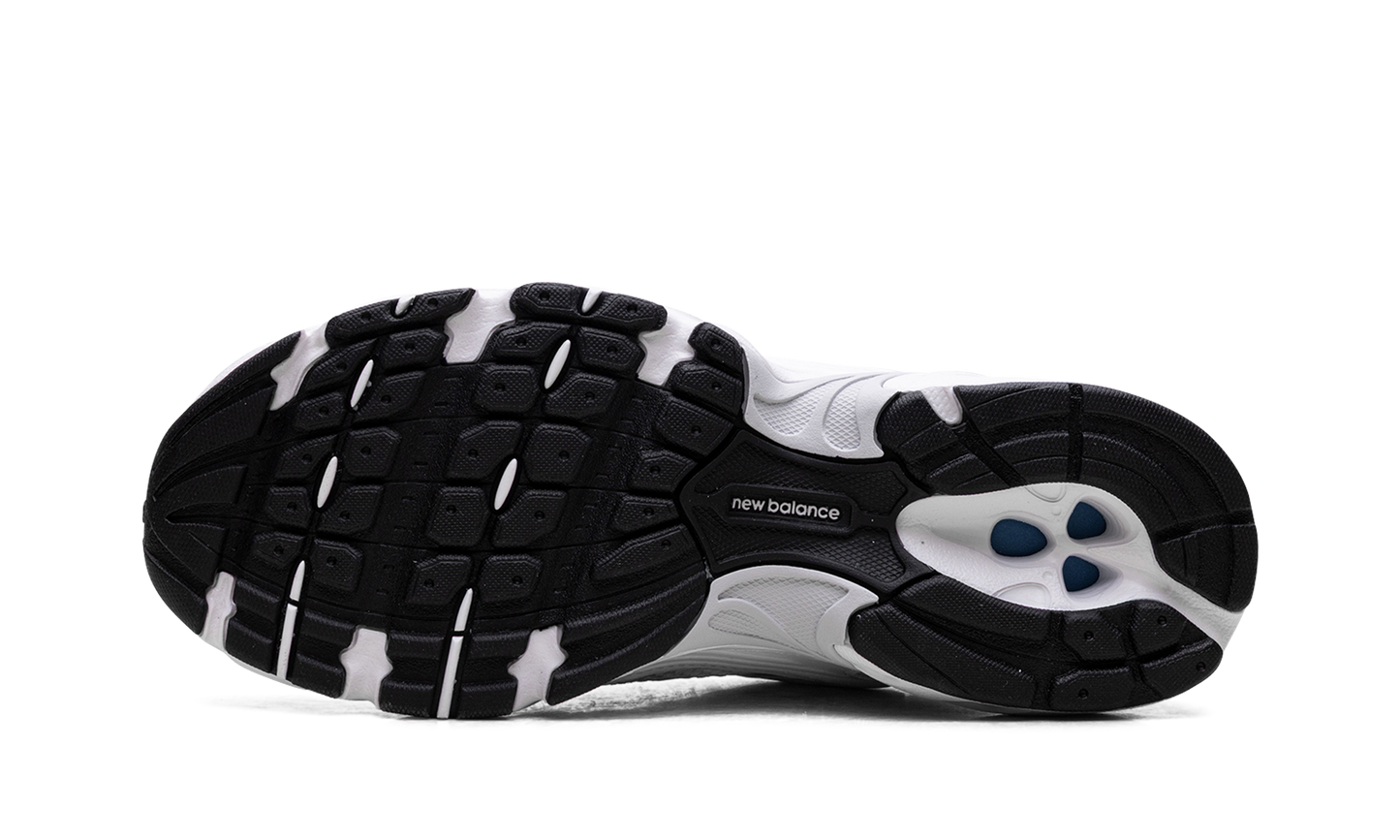 530 "White Pearl Grey"