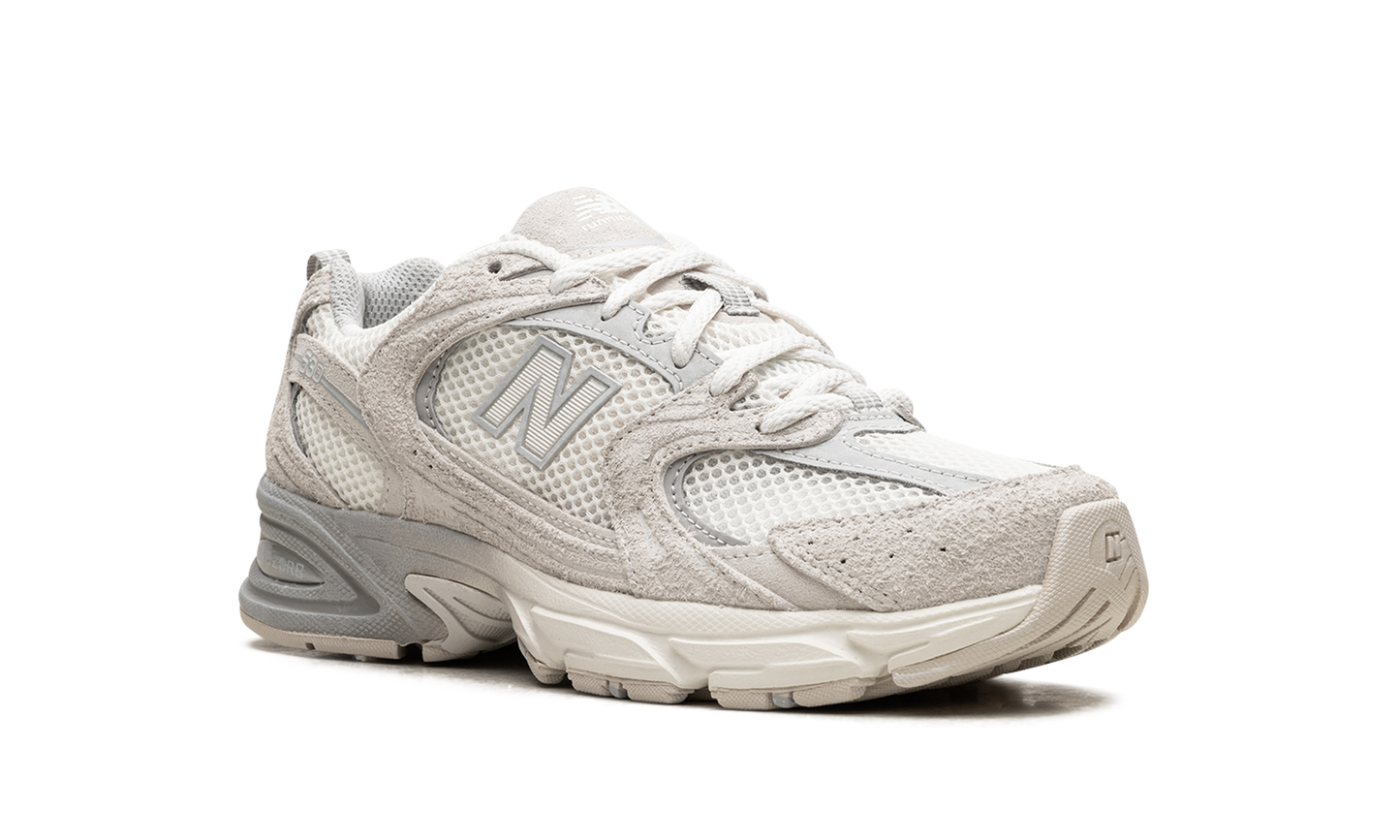 530 "Moonbeam Raw Cashew Raincloud"
