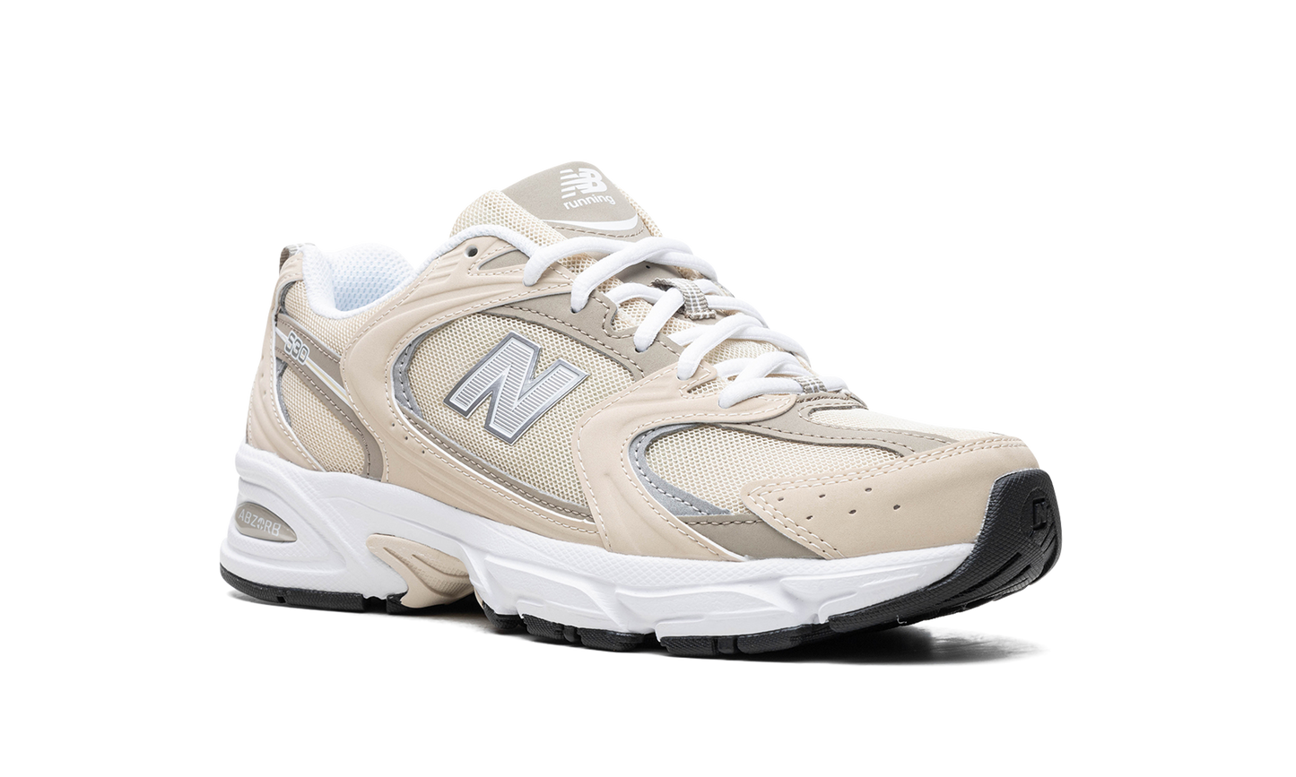 530 "Beige Aluminum"