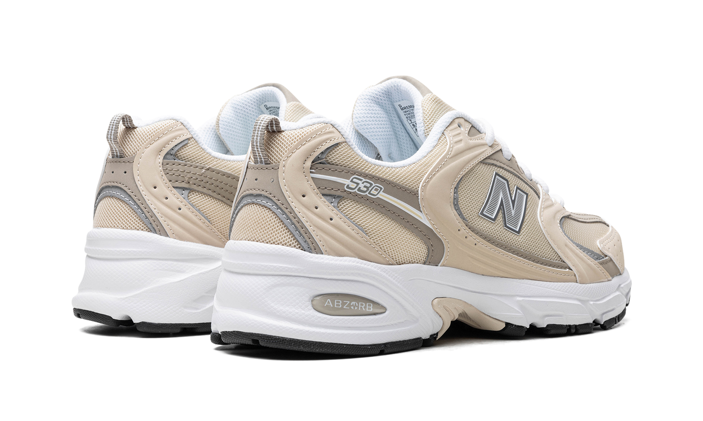 530 "Beige Aluminum"