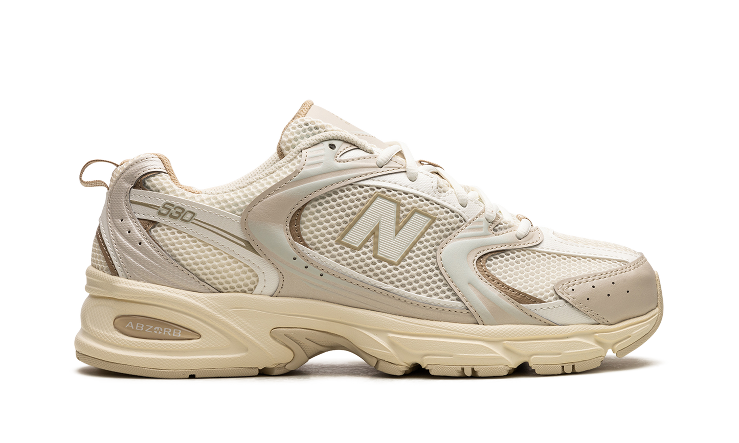 530 "Beige / Angora"