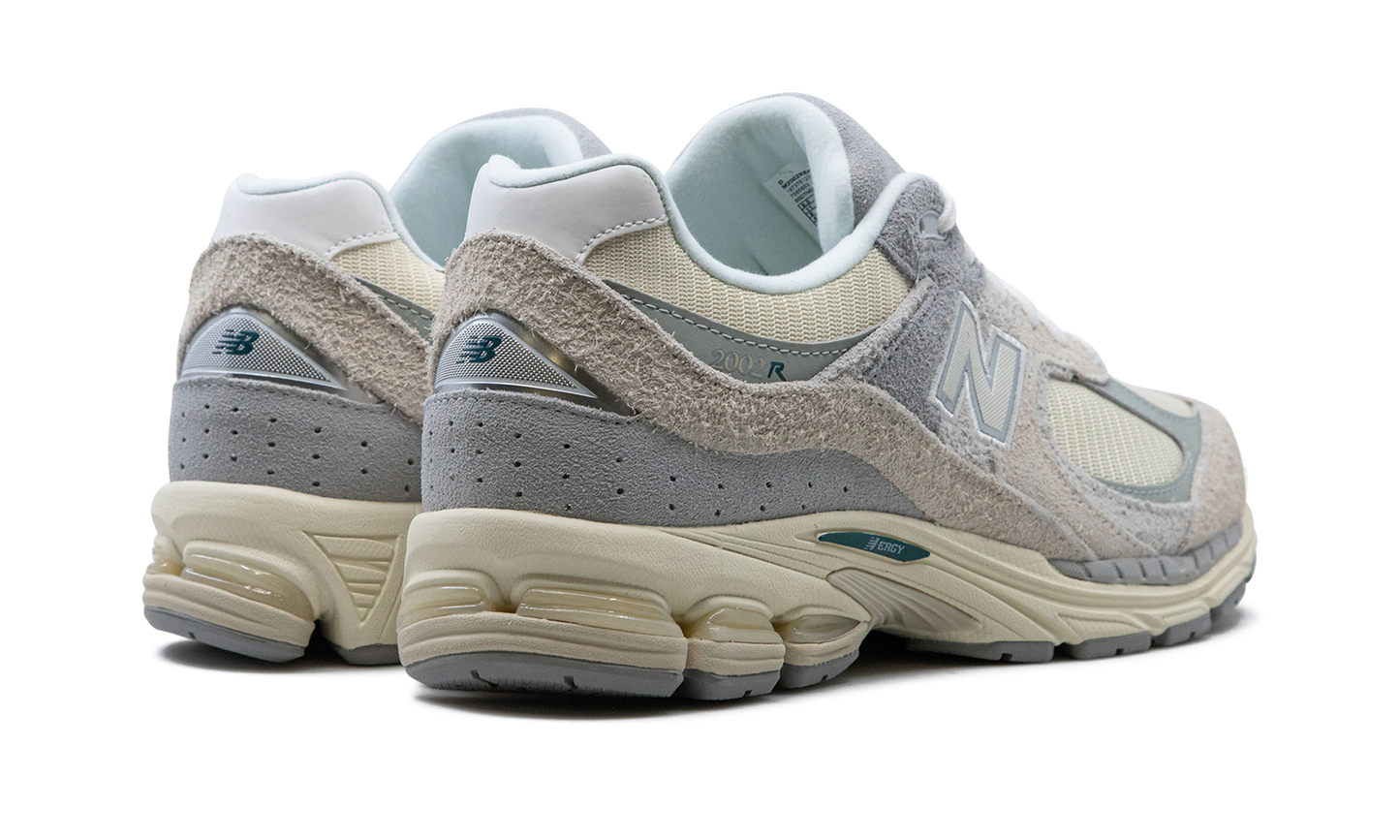 2002R "LINEN"