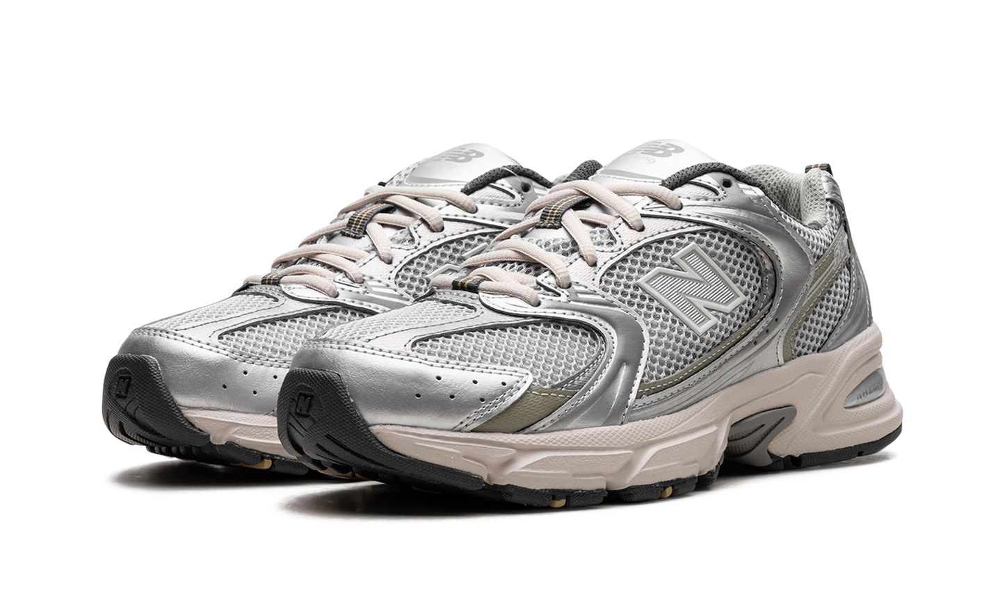 530 "Silver Khaki"