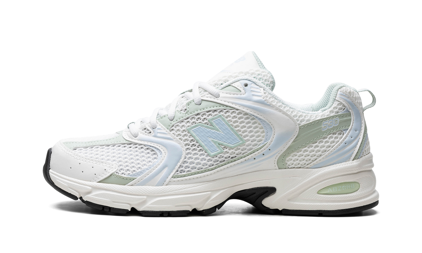 530 "White / Blue"