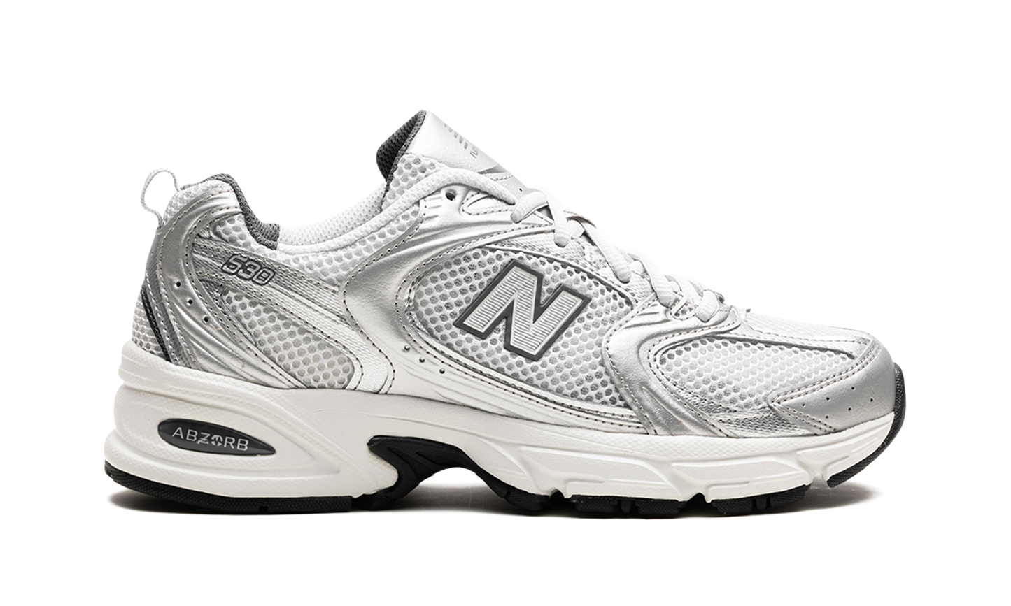 530 "Grey Matter / Silver Metallic"