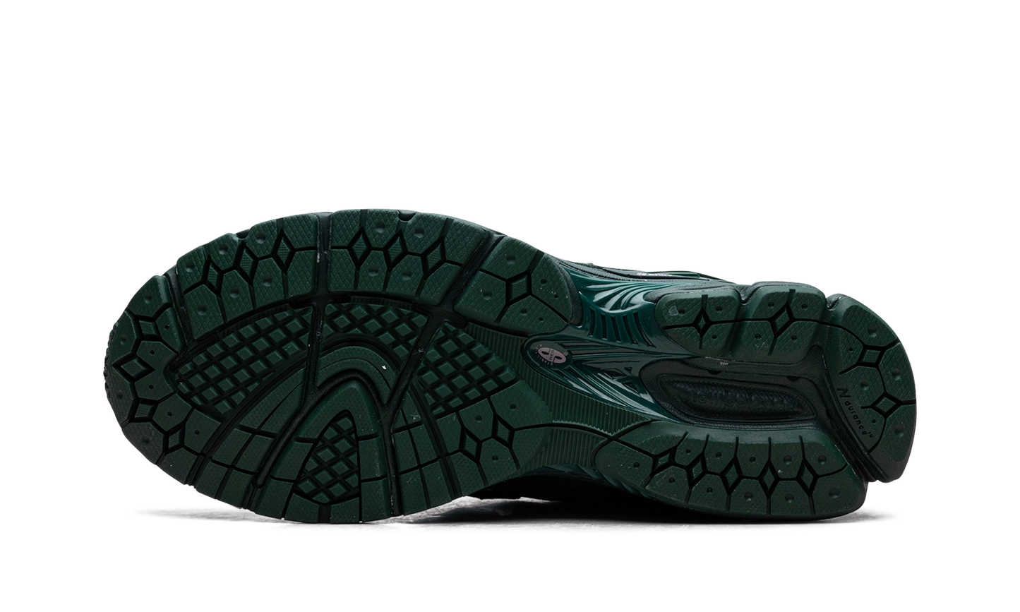 1906R "Polka Dot Green"