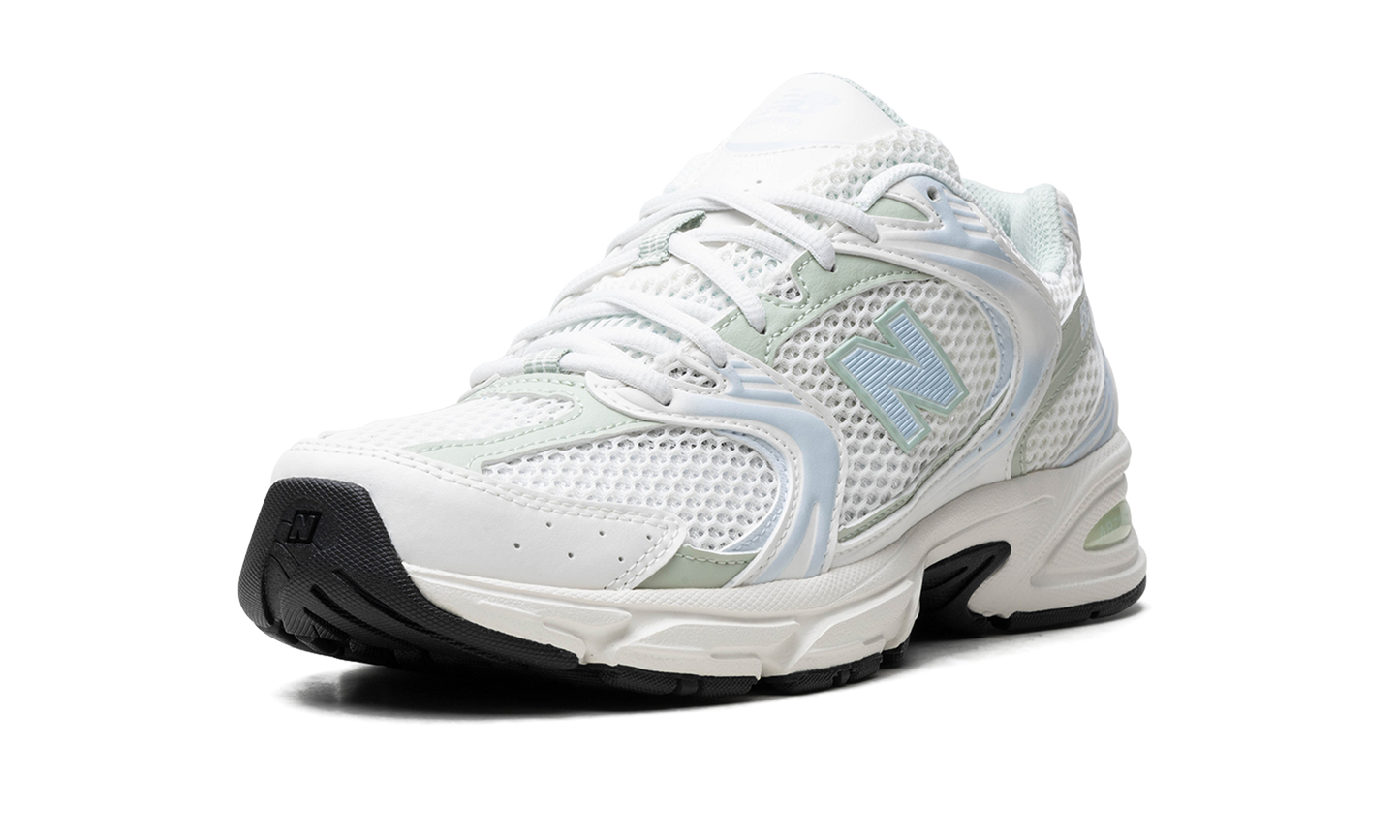 530 "White / Blue"