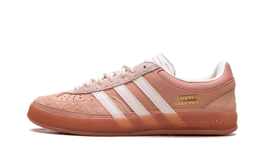 Gazelle Indoor "Bad Bunny - Cabo Rojo"