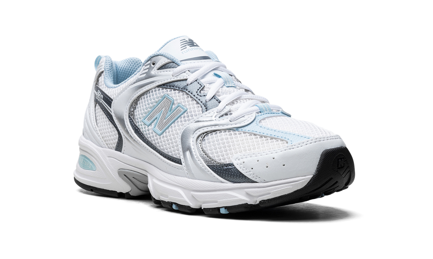 530 "White / Dark Arctic Grey / Light Chrome Blue"