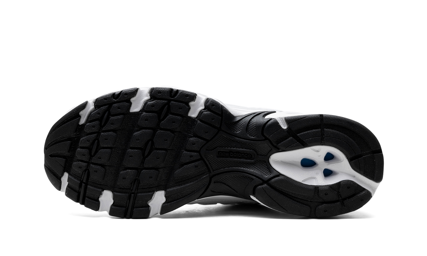 530 "White Castlerock"