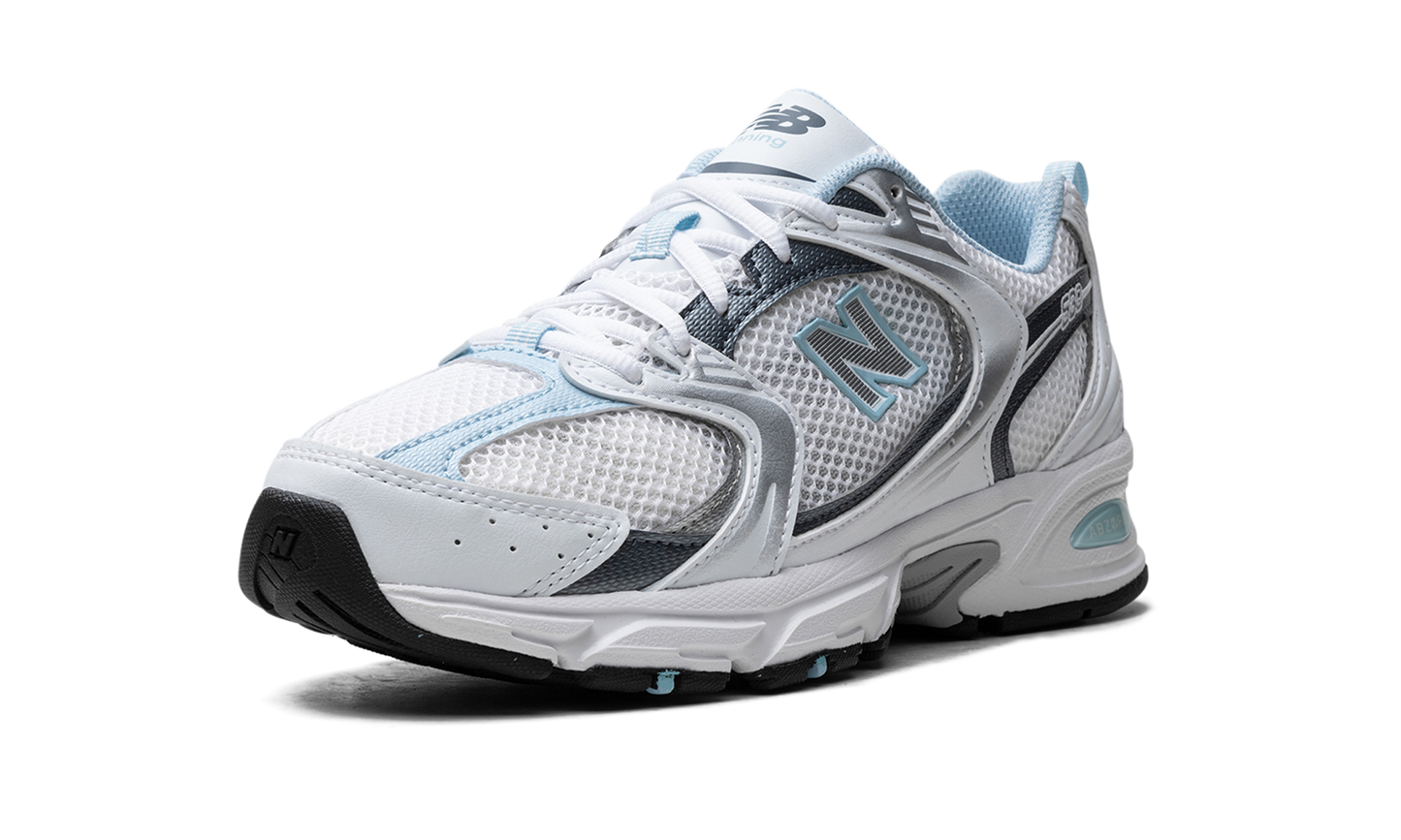 530 "White / Dark Arctic Grey / Light Chrome Blue"