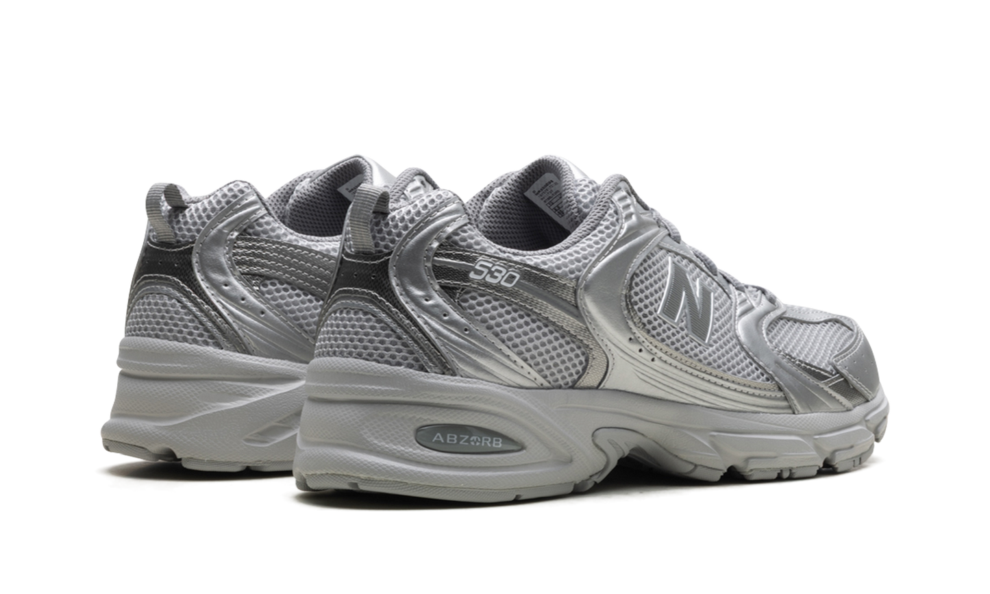 530 "Silver Grey"