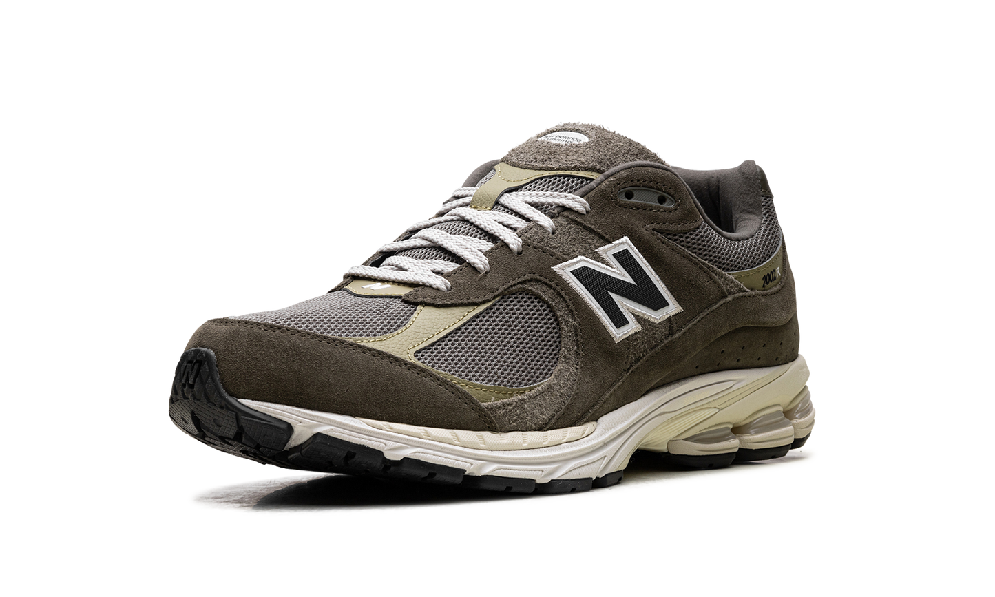 2002R "Zalando Exclusive Olive"
