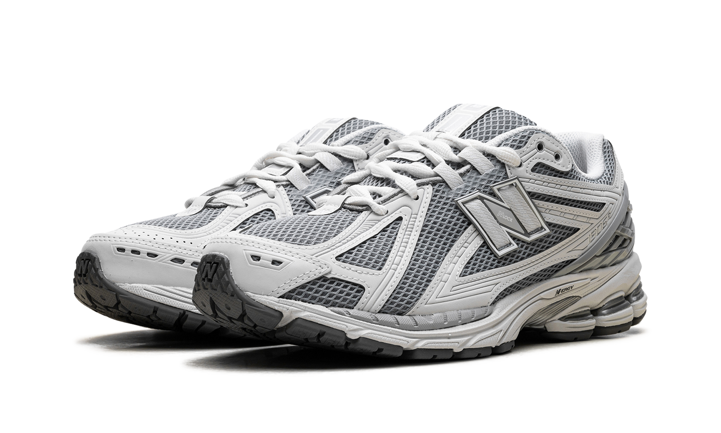 1906R "Grey Matter Slate Grey Silver"