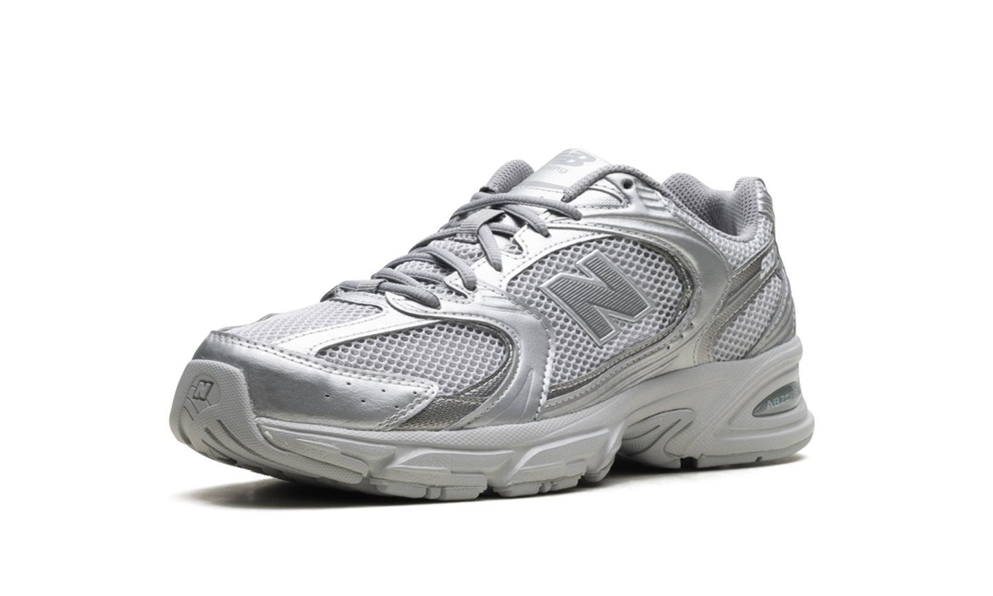 530 "Silver Grey"