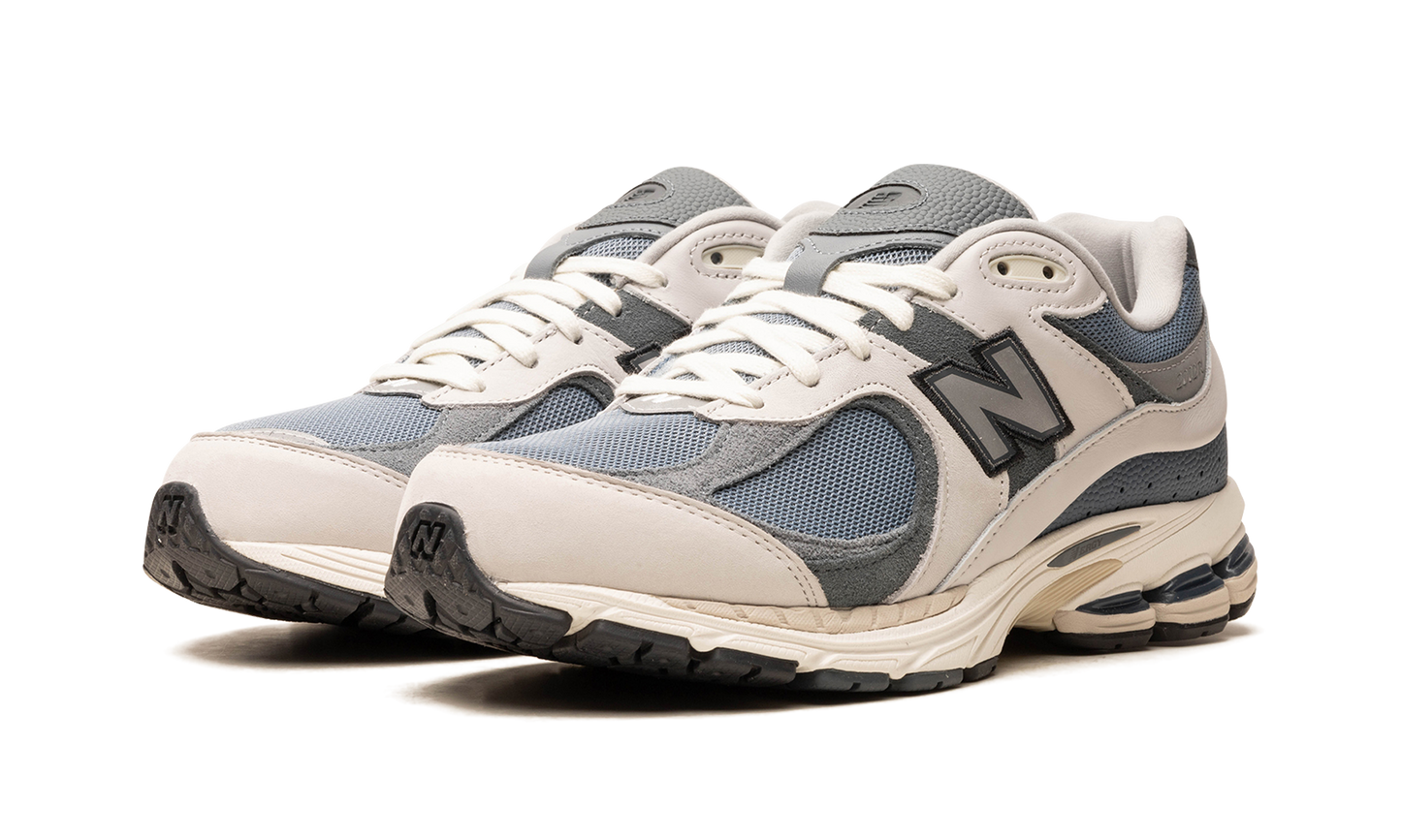 2002R "atmos - Cybernetics Blue"